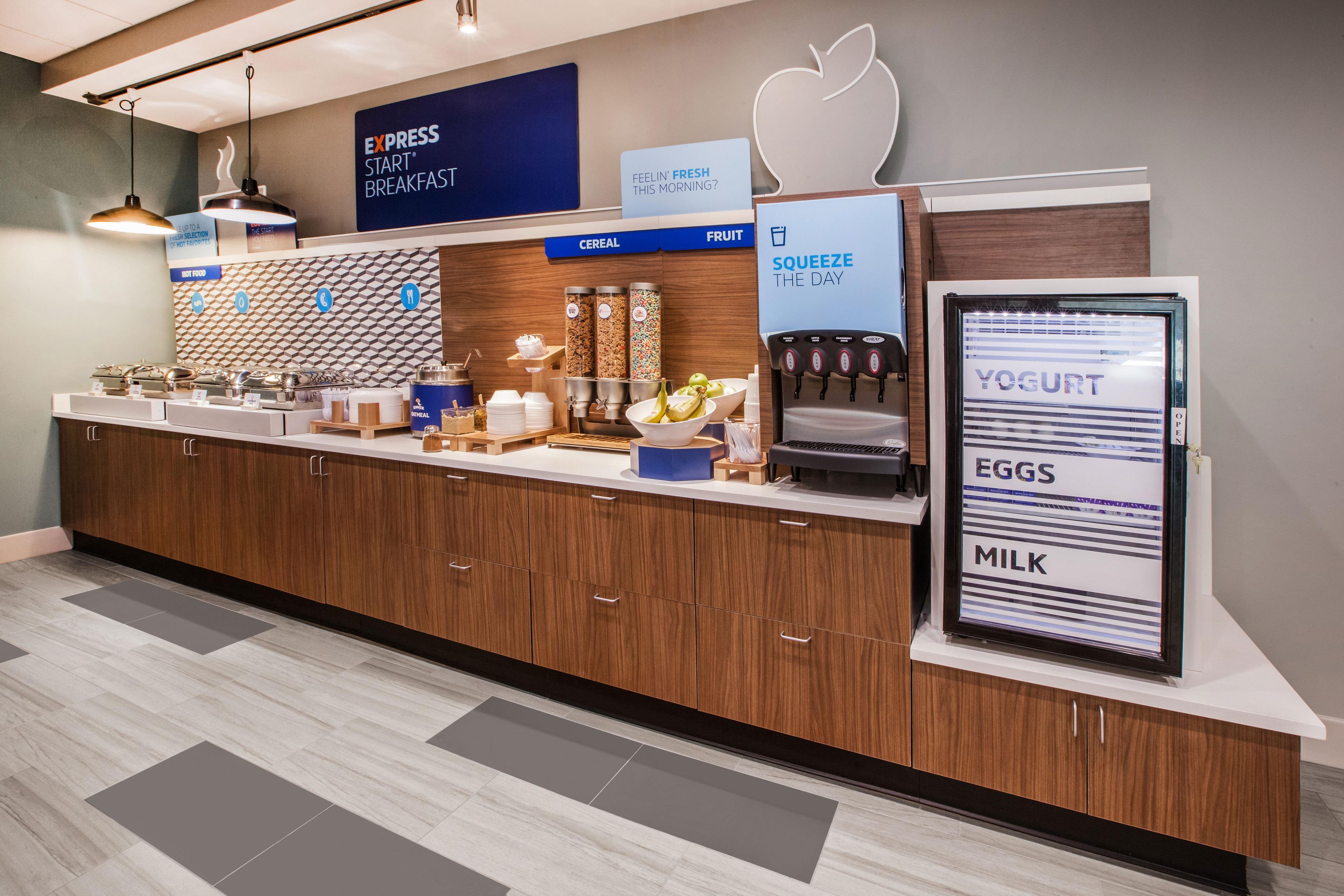 Holiday Inn Express & Suites - Oxford By Ihg Exteriér fotografie