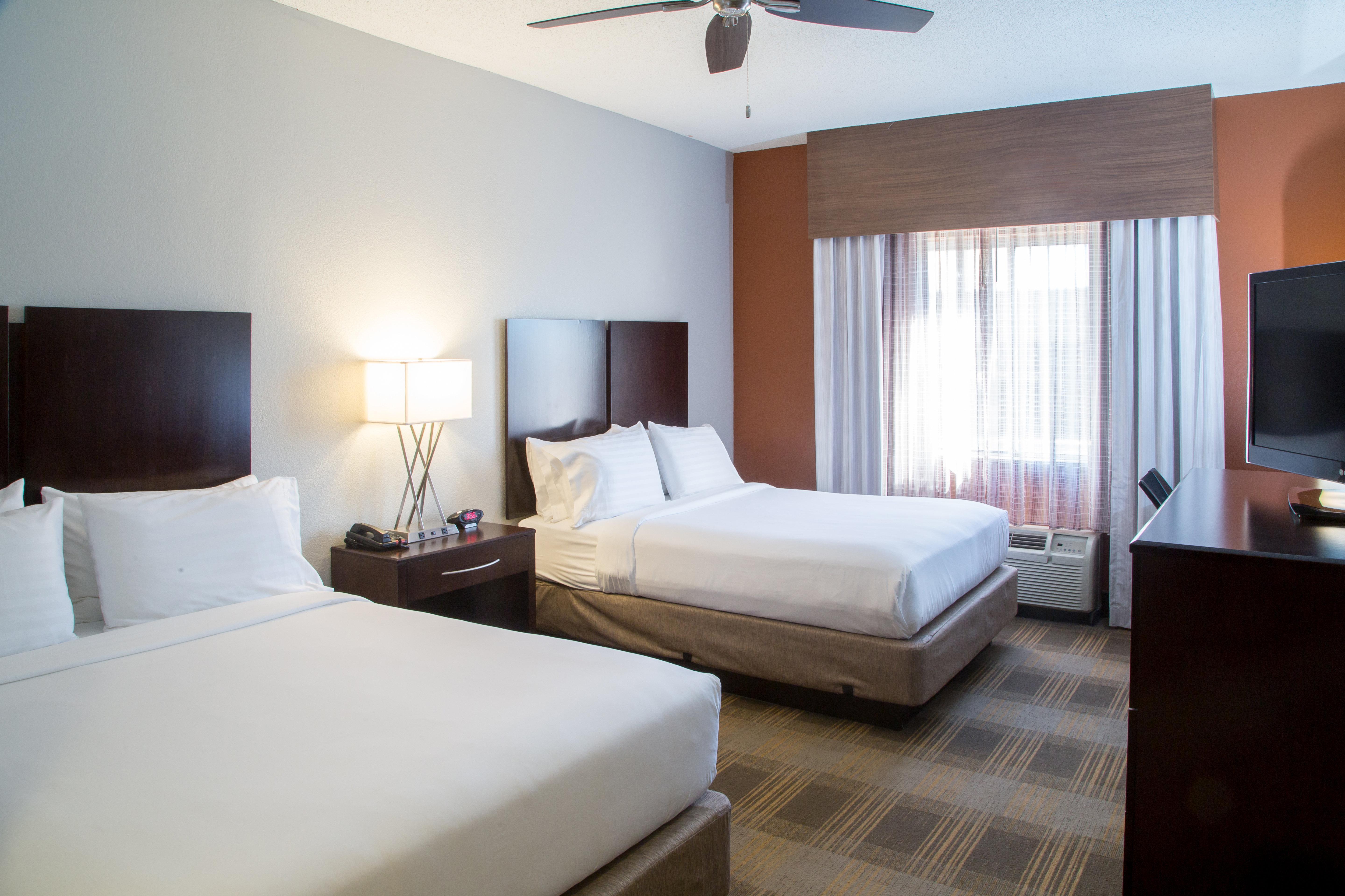 Holiday Inn Express & Suites - Oxford By Ihg Exteriér fotografie