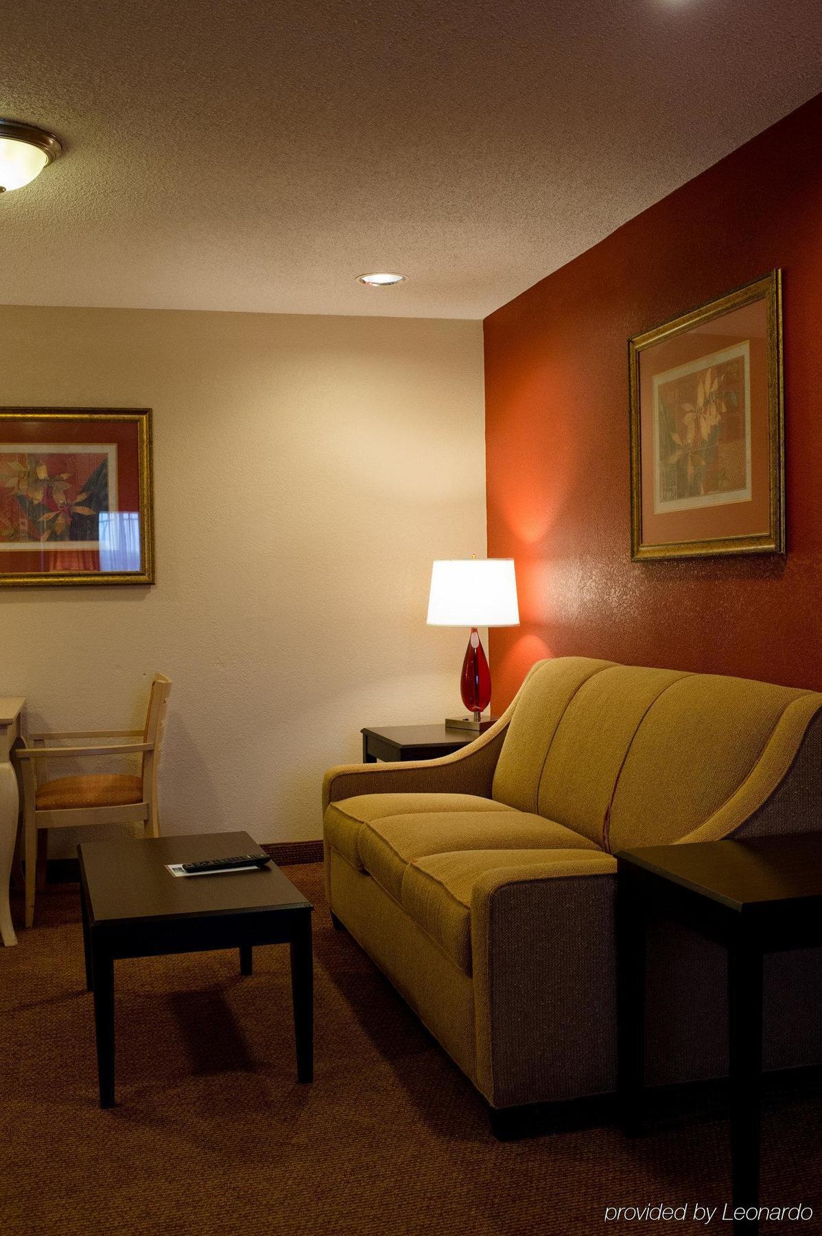 Holiday Inn Express & Suites - Oxford By Ihg Exteriér fotografie